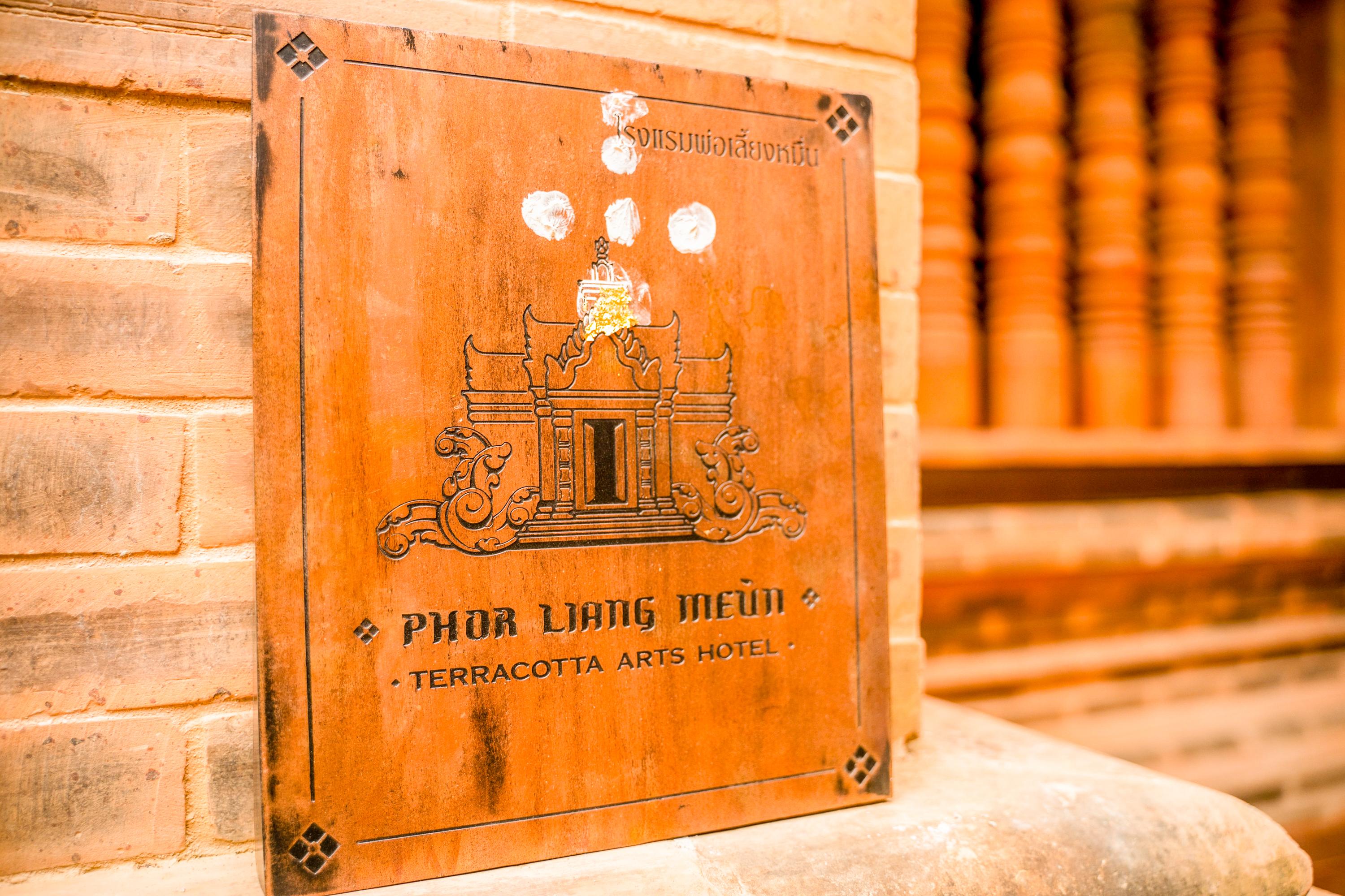 Phor Liang Meun Terracotta Arts - Sha Extra Plus Chiang Mai Eksteriør billede